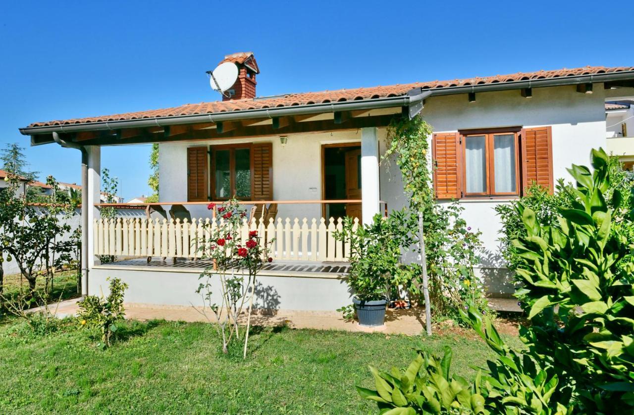 Adriatico Bungalow Poreč Eksteriør bilde