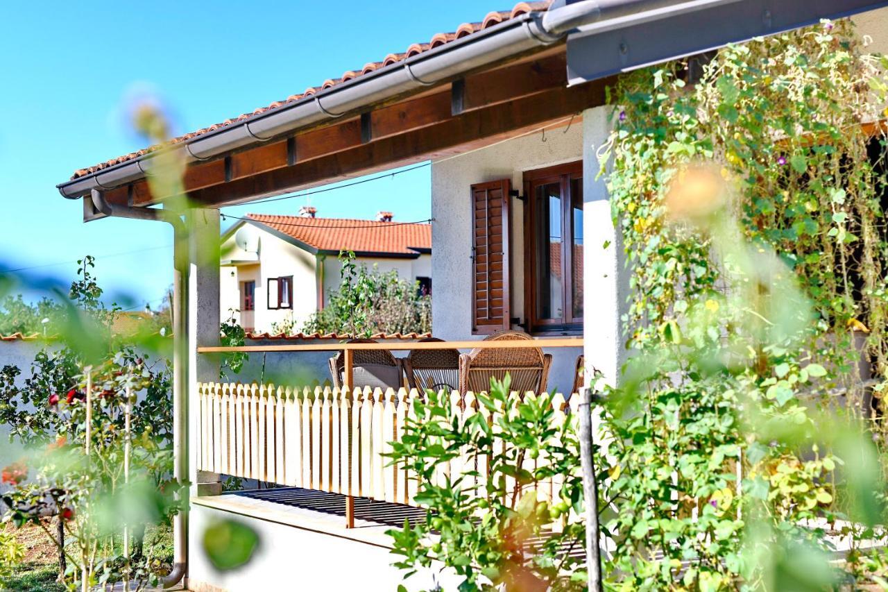 Adriatico Bungalow Poreč Eksteriør bilde
