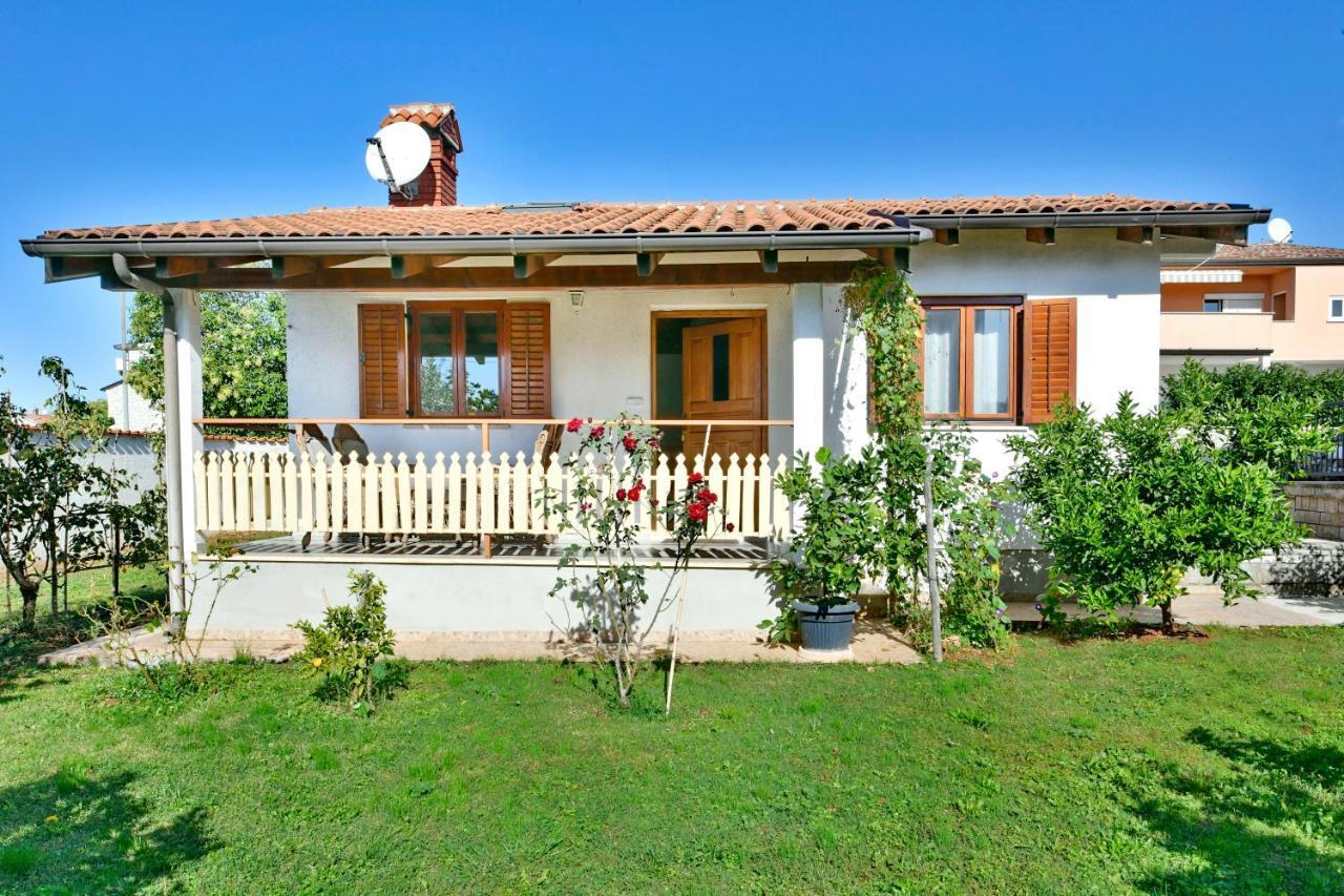 Adriatico Bungalow Poreč Eksteriør bilde