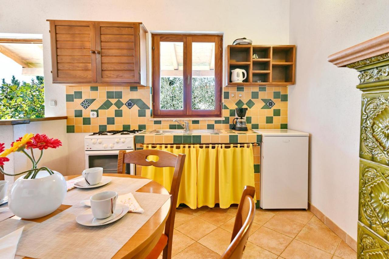 Adriatico Bungalow Poreč Eksteriør bilde