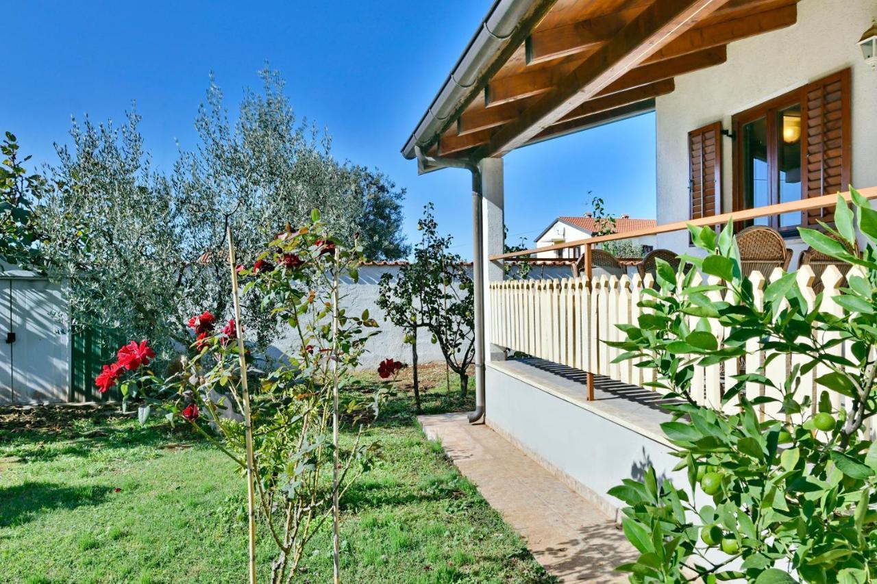 Adriatico Bungalow Poreč Eksteriør bilde